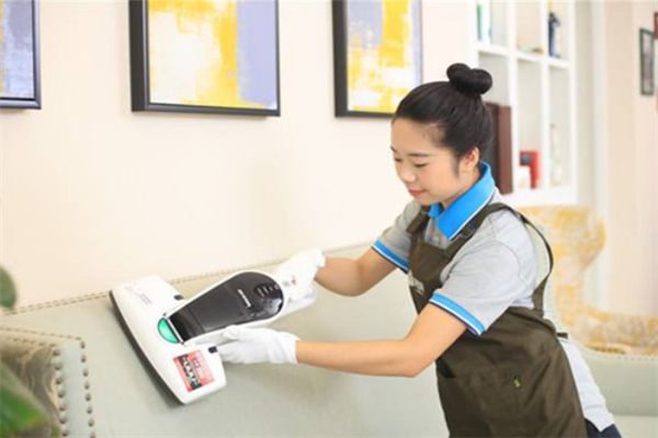 萬家家政加盟一年能賺多少？深度解析加盟盈利前景